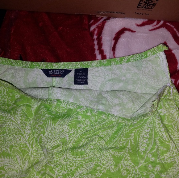 Austin Skort - Picture 4 of 4